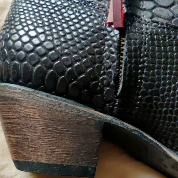 Freebird Miramar Black Textured Ankle Boots - Picture 7 of 16